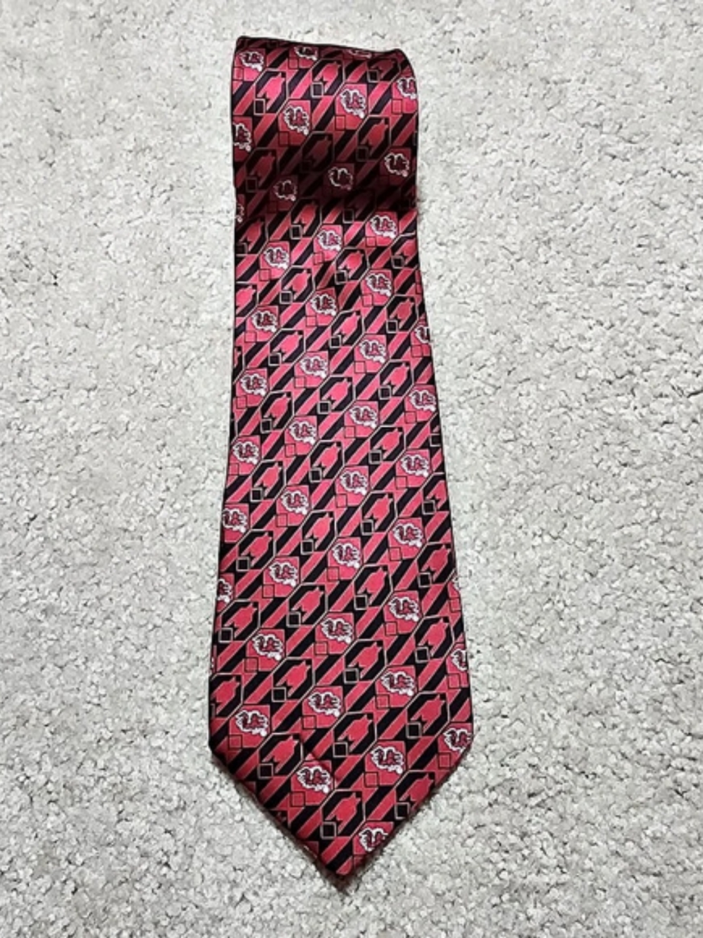 Eagles Wings South Carolina Gamecocks Silk Necktie Red & Black